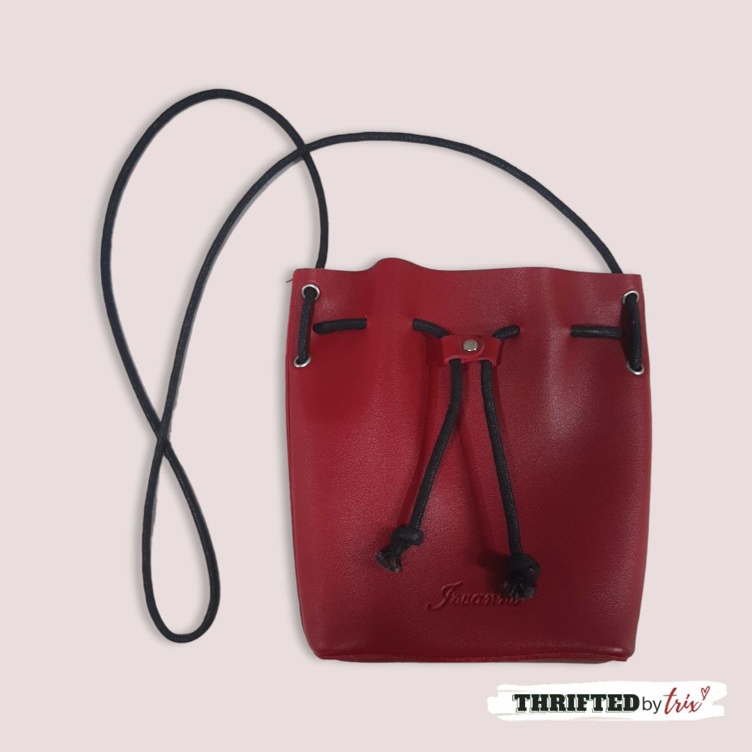 Original Dissona Bag for sale, Women's Fashion, Bags & Wallets, Cross-body  Bags on Carousell