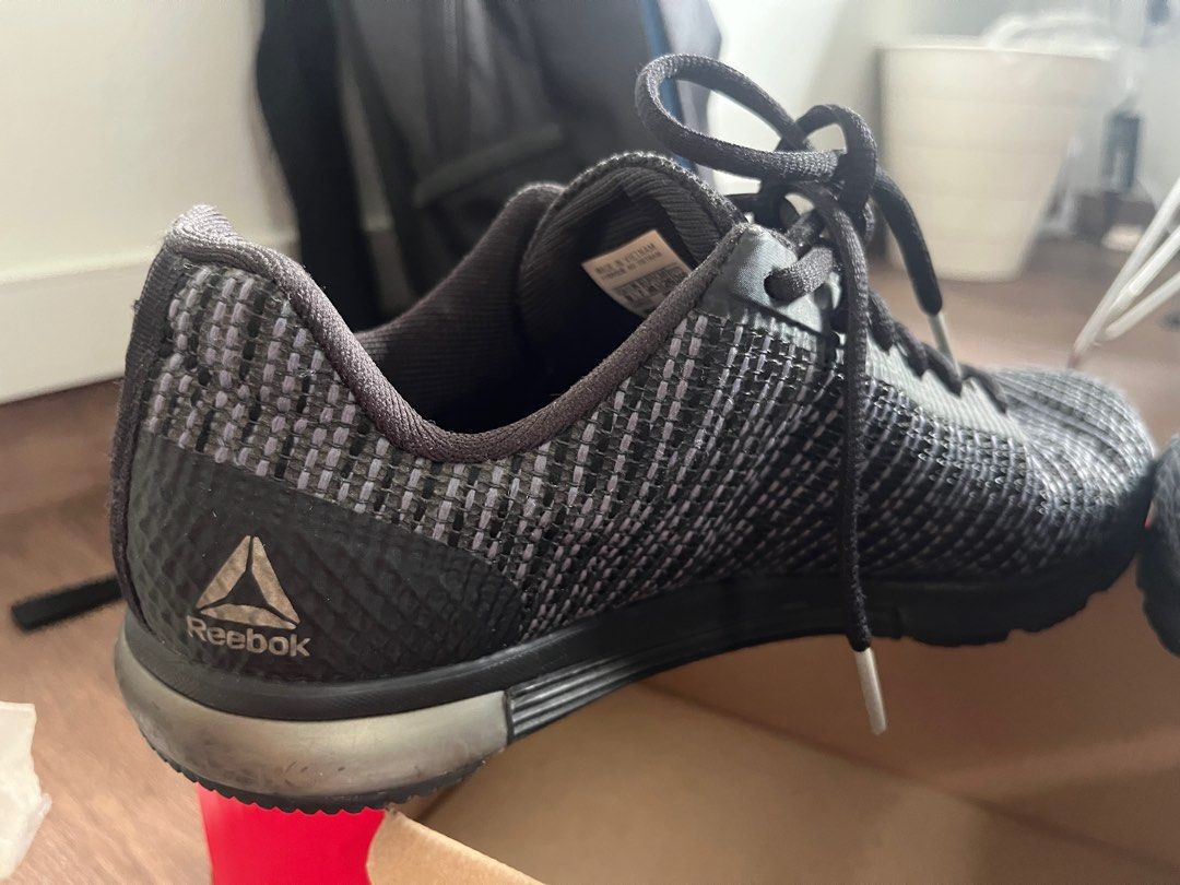 Reebok Black Sneakers Men s Fashion Footwear Sneakers on Carousell