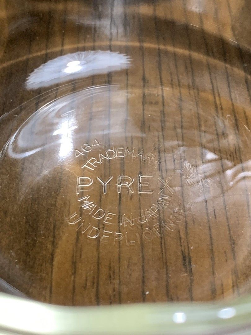 RK035 Pyrex Glass Bowls - 6pcs set (Category: Dinnerware & Cutlery) located in Las Pinas. Submitted by mfs02015 (Listing ID 1216480592, Image 3). Description: Pyrex Glass Price: Php 950 Item Code: RK035 Condition: Good condition Quantity: 6pcs #rakki #japan #tokyo #pyrex #pyrexjapan #pyrexglass #glass #japancollection #japancollectibles #phseller #madeinjapan.