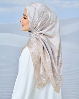 (Category: ) located in . Submitted by soffia.tudungcloset (Listing ID 1216495260, Image 1). Description: .