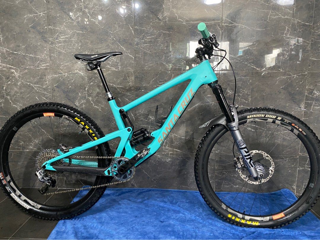 Santa Cruz Bronson C Frame Only Size M Sports Equipment Bicycles