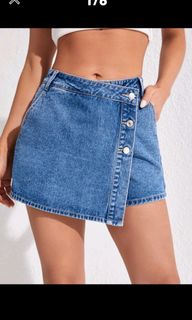 (Category: ) located in . Submitted by lexibabycloset (Listing ID 1216577507, Image 1). Description: .