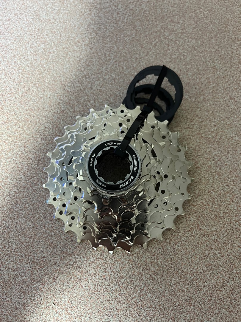 shimano-105-11-speed-cassette-11-28t-sports-equipment-bicycles