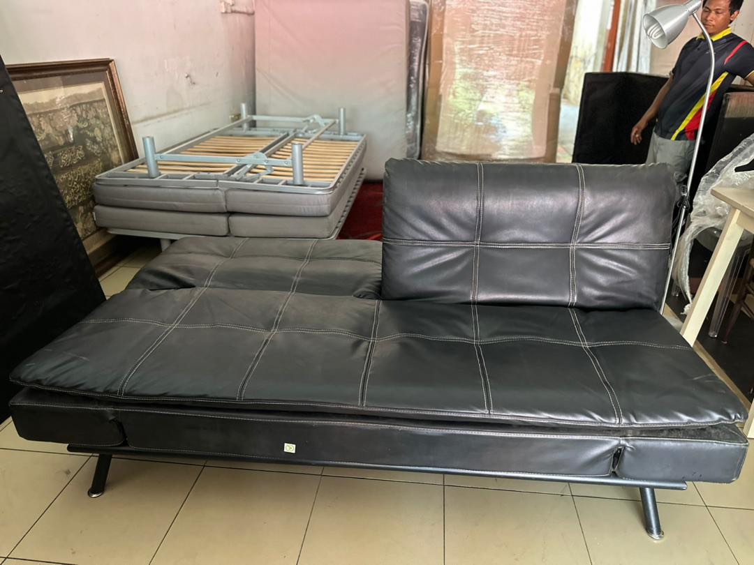 sofa bed semi kulit