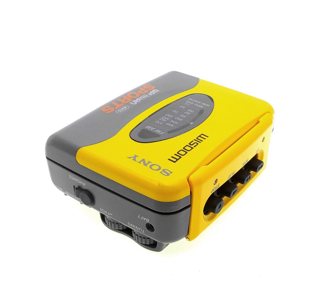 Sony WM-SXF10 Sports Walkman Cassette Player In Excellent Working
