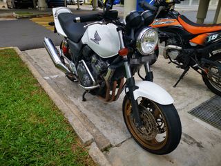 (Category: ) located in . Submitted by m2mbikes (Listing ID 1216046942, Image 1). Description: .