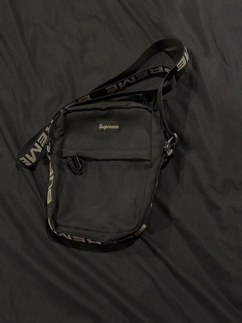 Shoulder bag supreme ss18 deals