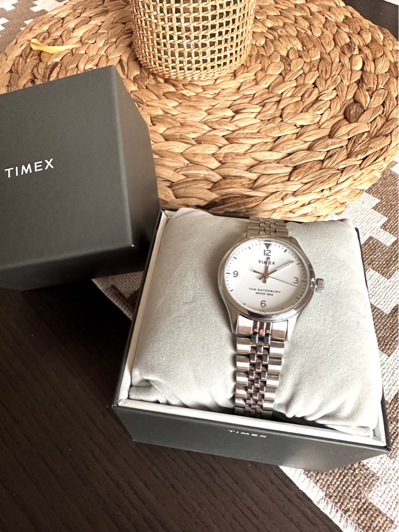 Timex Waterbury traditional 34mm watch