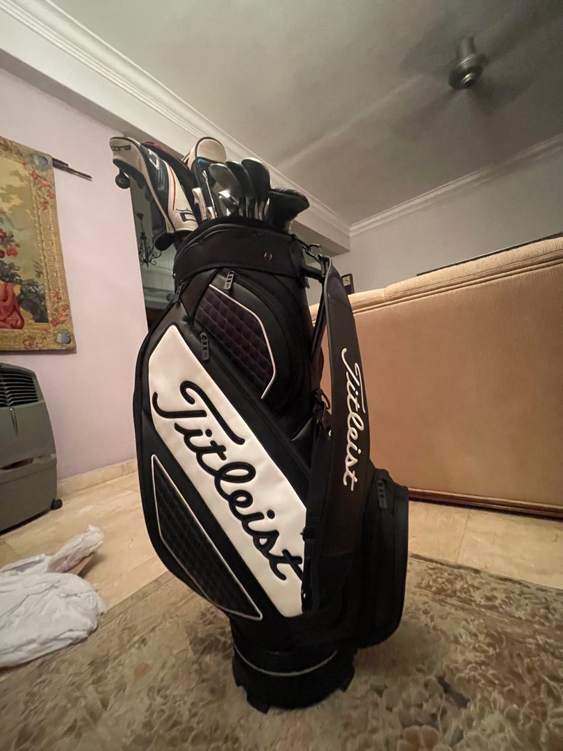 Titleist medium staff bag shop