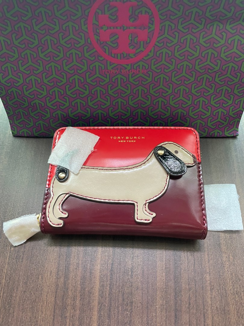 Tory burch authentic dachshund zip coin case, Women's Fashion, Bags &  Wallets, Purses & Pouches on Carousell
