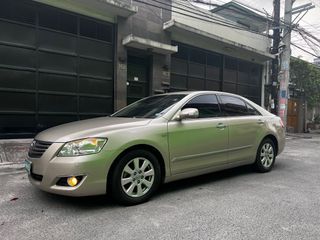 Toyota Camry 2.4V  Automatic Gold Auto