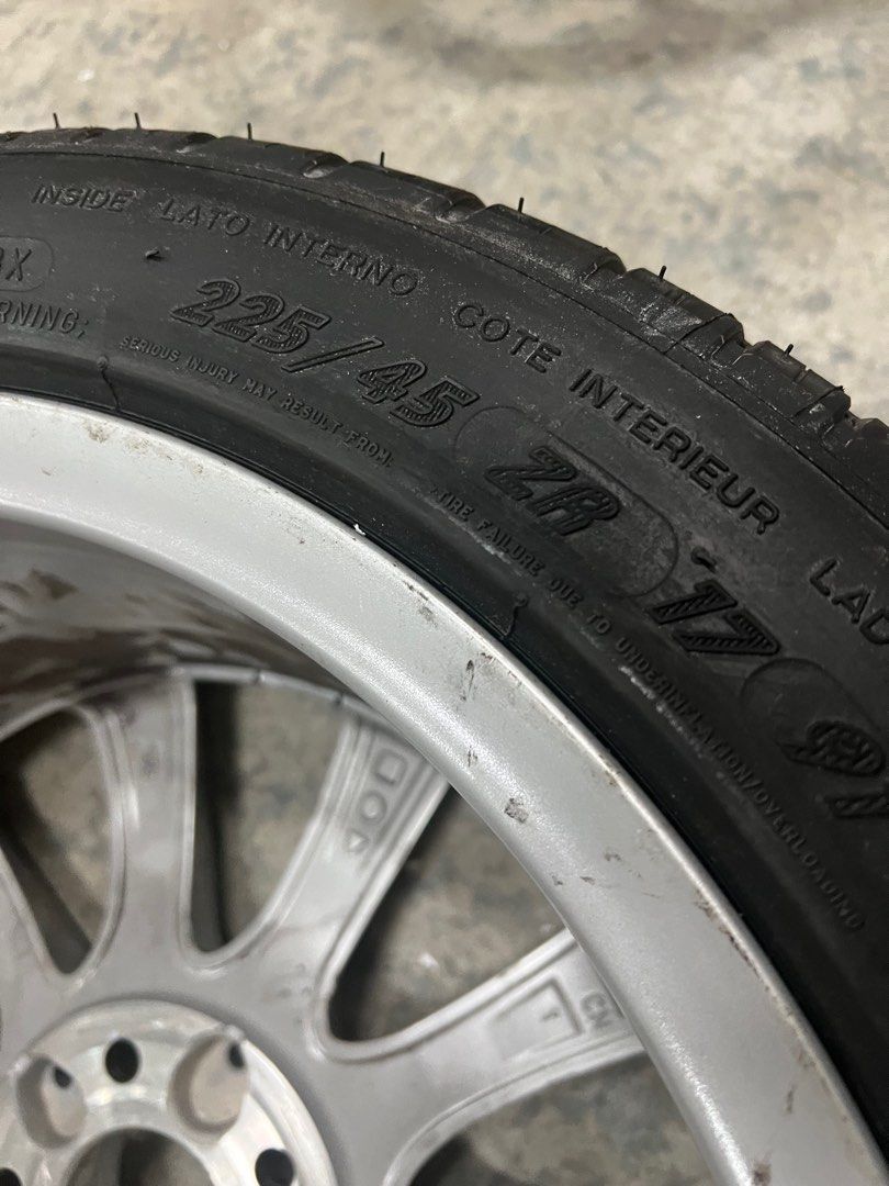 W204 coupe spare rim and tyre behind boot space., Car Accessories