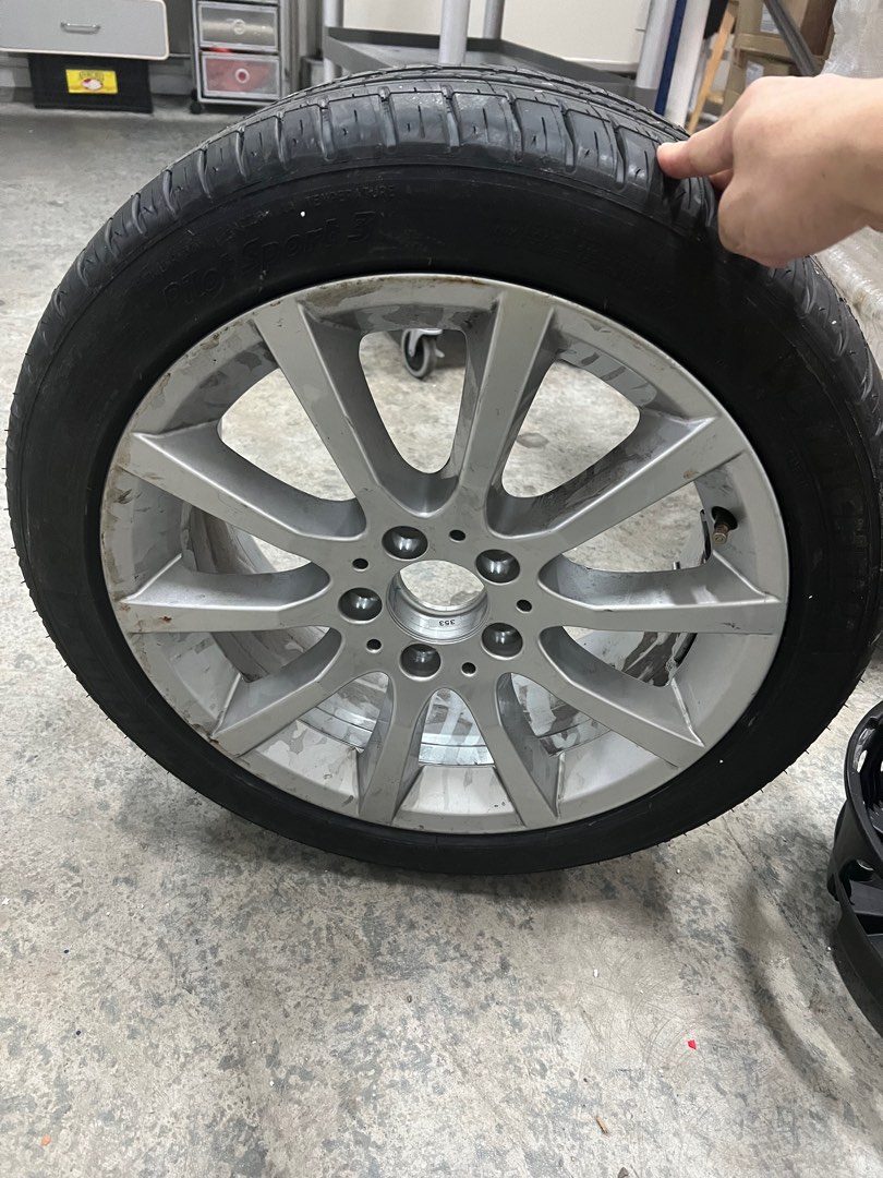 W204 coupe spare rim and tyre behind boot space., Car Accessories
