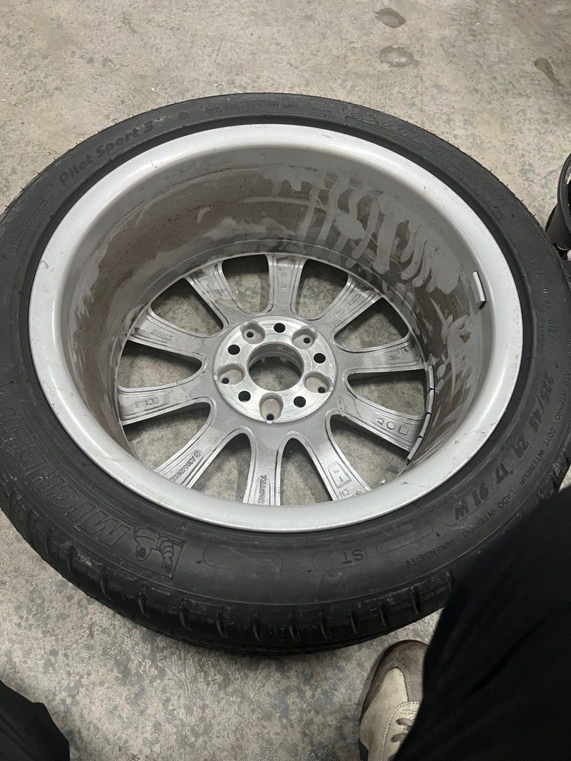 W204 coupe spare rim and tyre behind boot space., Car Accessories