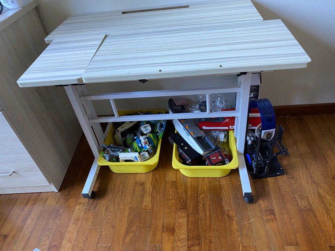 Working table, Furniture & Home Living, Furniture, Other Home Furniture ...