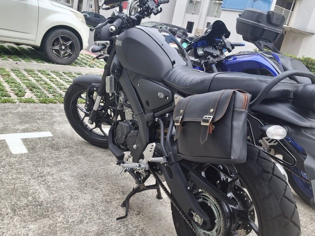 Yamaha xsr best sale 155 saddle bag