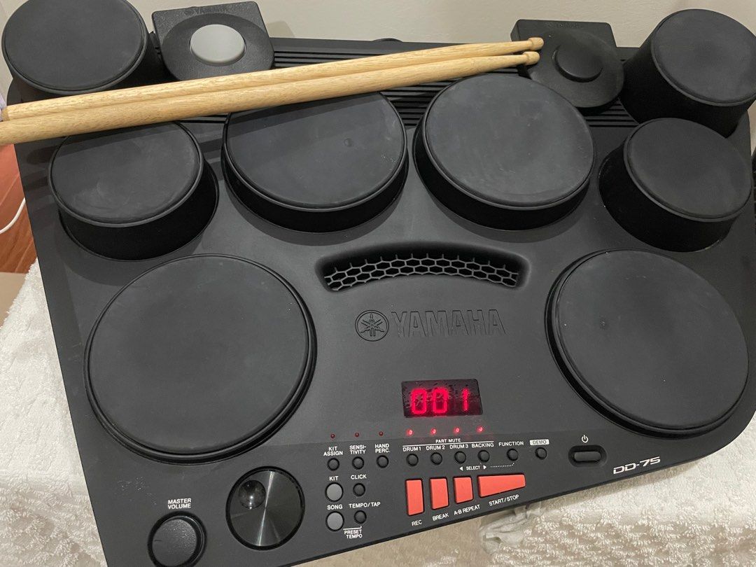 "YAMAHA DD75, 8 PAD PORTABLE DIGITAL DRUM SET", Audio, Other Audio