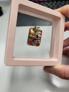 （分類：）位於 。 由 kerorokc 提交（商品編號 1216742730，圖片 1）。簡介： 。