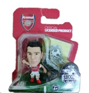 SoccerStarz Brazil International Figurine Blister Pack Featuring Oscar Home  Kit