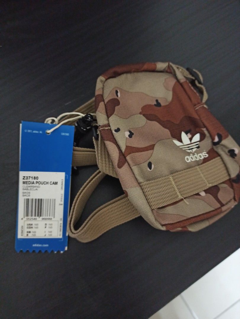 Adidas camouflage discount pouch