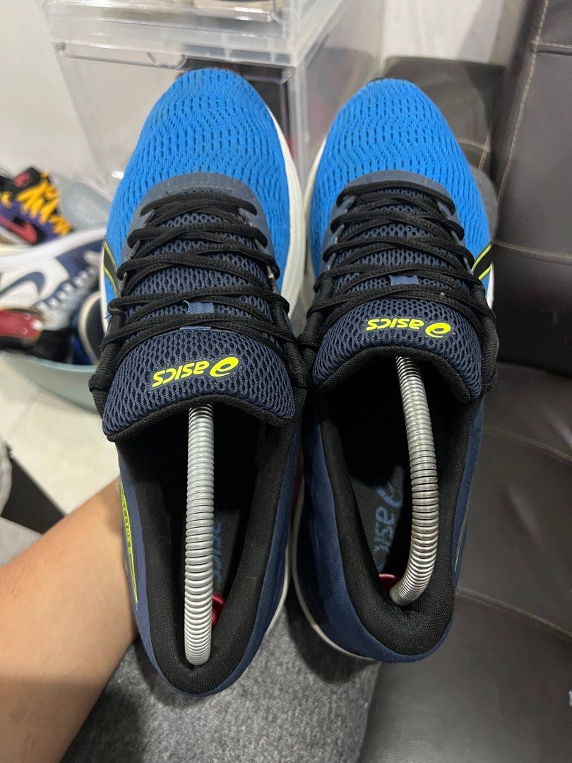 Asics gel flux 2025 5 vs pulse 9