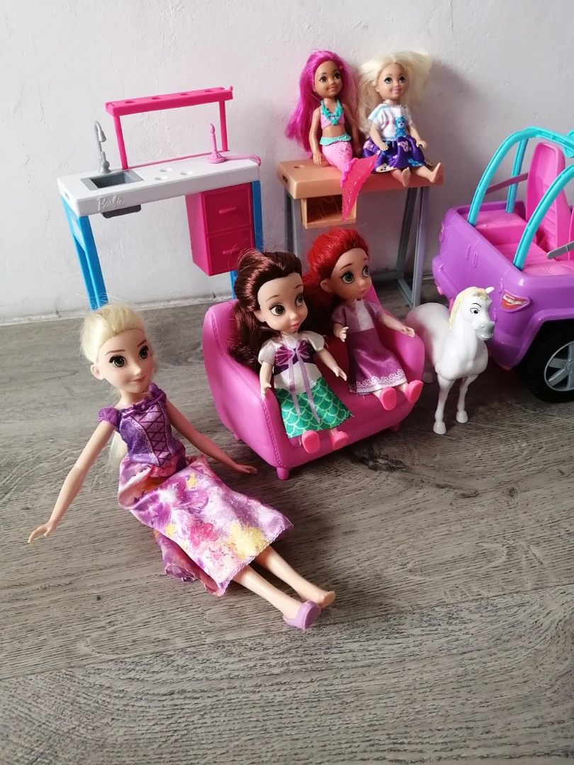 Barbie car set, Hobbies & Toys, Toys & Games on Carousell