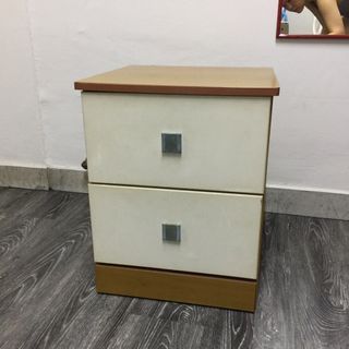 Strong sturdy Side Table 2 drawers cabinet.peelings,stains&rust as shown but fully functional great working condition clean no pet no smoke @66lor4TPy h50,w30,depth40cm 