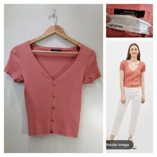 Bershka v neck w/ buttons ribbed top