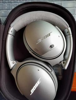 Bose QuietComfort 35 blutooth headphones