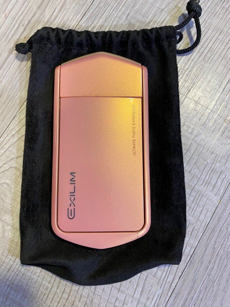 Casio TR camera (Category: Cameras) located in Kuala Lumpur. Submitted by sarina1 (Listing ID 1216672886, Image 2). Description: Perfect condition 👍seldom used.