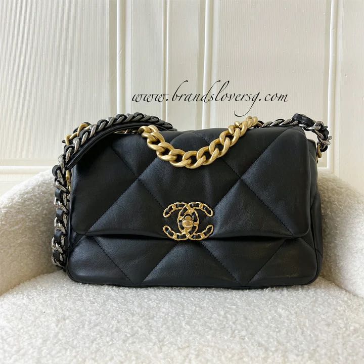 ✖️SOLD✖️ Chanel 19 Small Flap in Black Lambskin and 3-tone HW