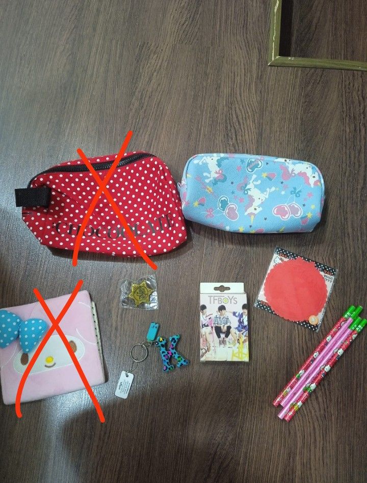 Discount pencil cases hotsell