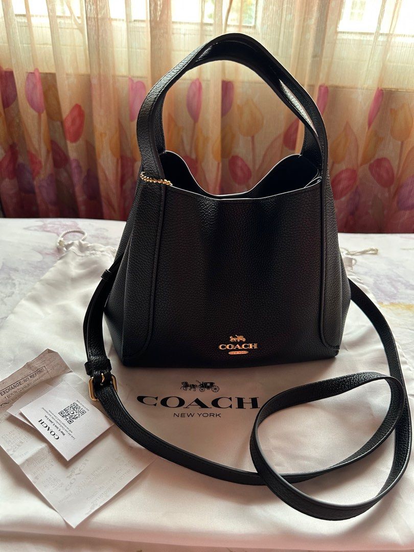 Coach Hadley Hobo 21 in Pebbled Leather Black Boutique AUTHENTIC, Barang  Mewah, Tas & Dompet di Carousell