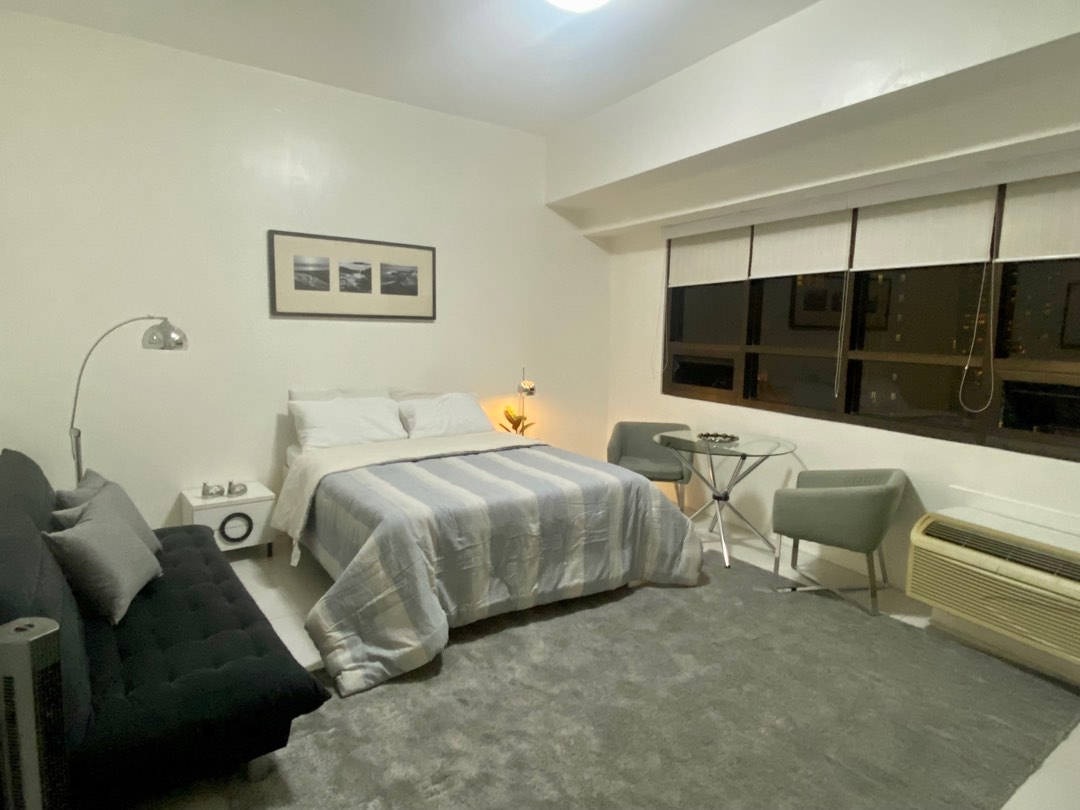 Cozy Condo in Fort Bonifacio BGC Global City Icon Residences w WIFI