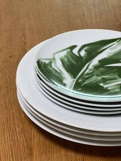 Crate & Barrel
