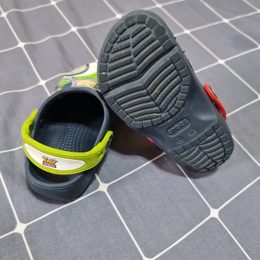 crocs toy story 4