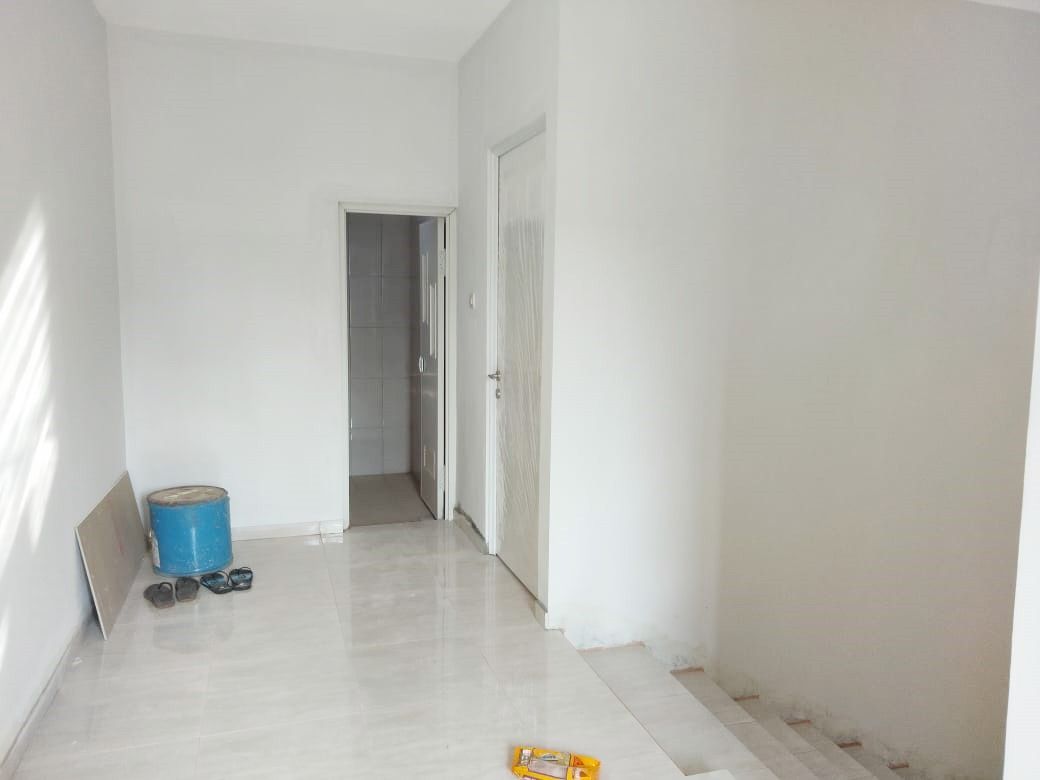 dijual_rumah_baru_2_lantai_di__1677055658_88703e17_progressive
