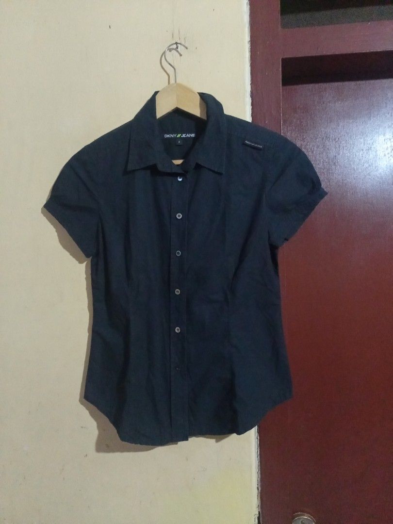 DKNY JEANS Black shortsleeve slimfit ladies shirt, Fesyen Wanita