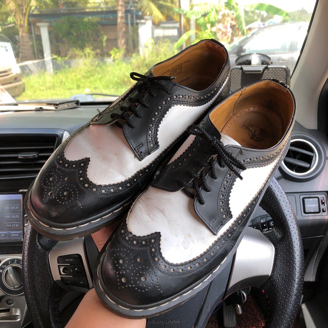 Dr martens wingtip black white outlet