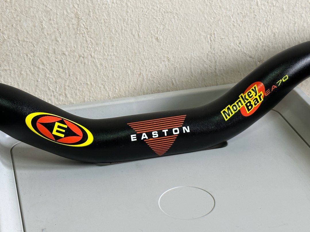 Easton Monkey Bar EA70