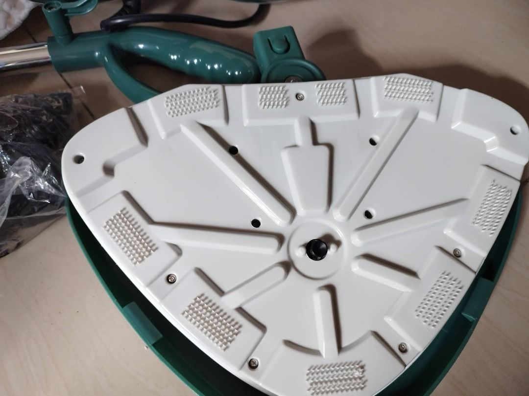 EASY HOME Steam Mop, Furniture & Home Living, Cleaning & Homecare Supplies, Cleaning Tools