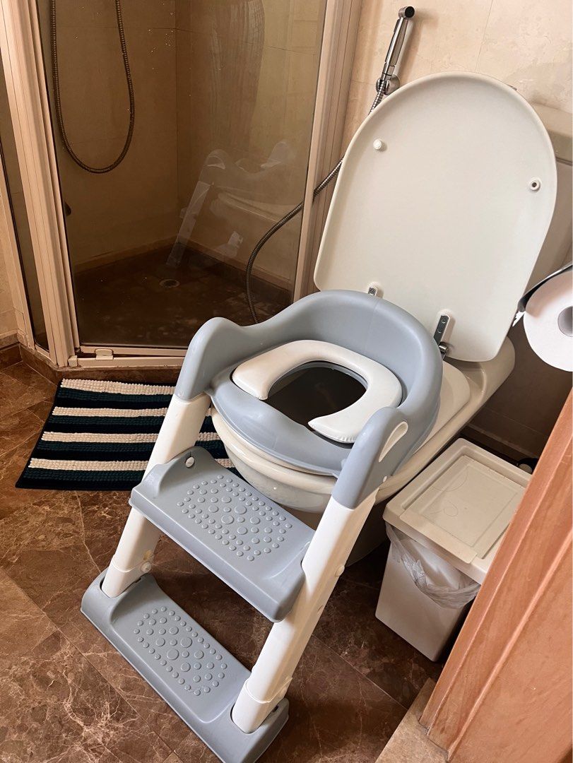 Foldable Potty Training Seat, Babies & Kids, Bathing & Changing, Toilet