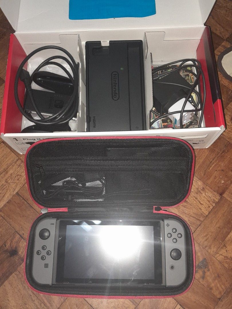 FOR SALE !! RUSH !! RARE BLACK NINTENDO SWITCH, Video Gaming, Video