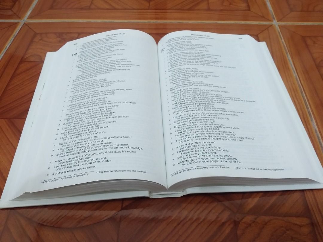 God's Word Translation Noah's Ark Bible 1997 on Carousell