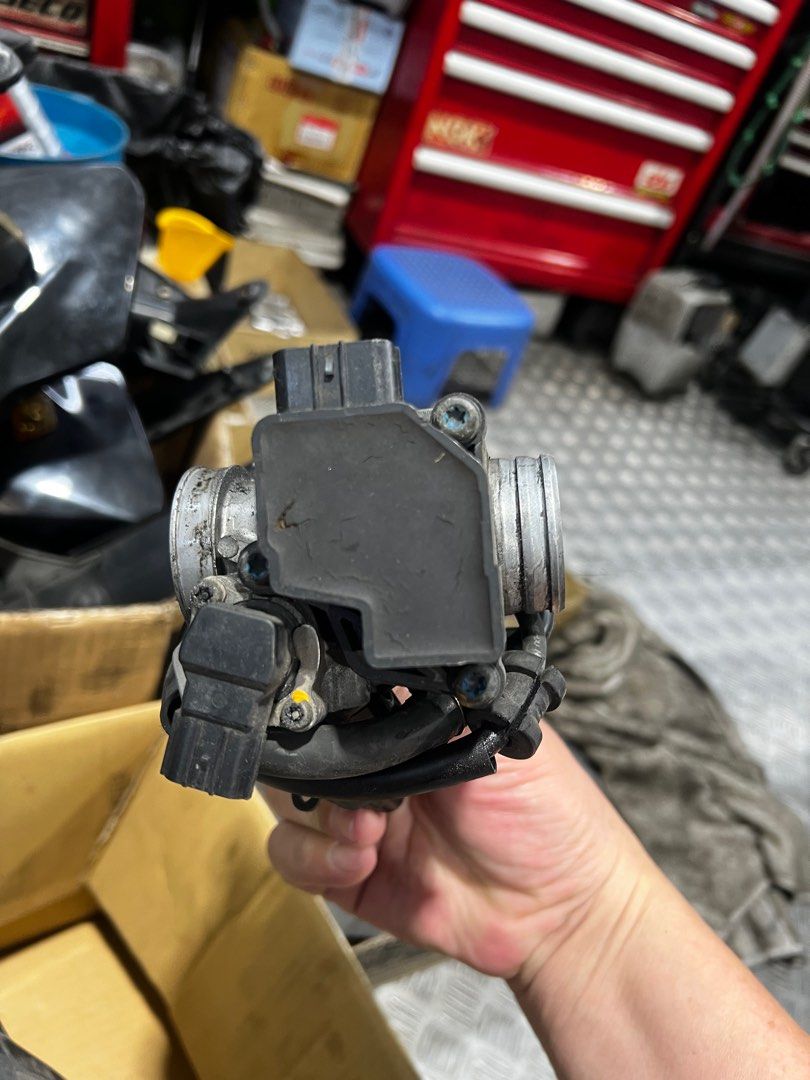 Honda CBR150R 20112015 ECU Throttle Body Radiator, Motorcycles