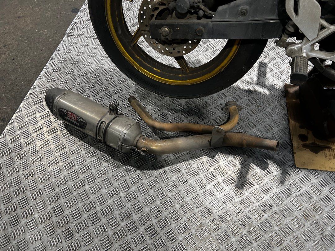 cbr150r exhaust
