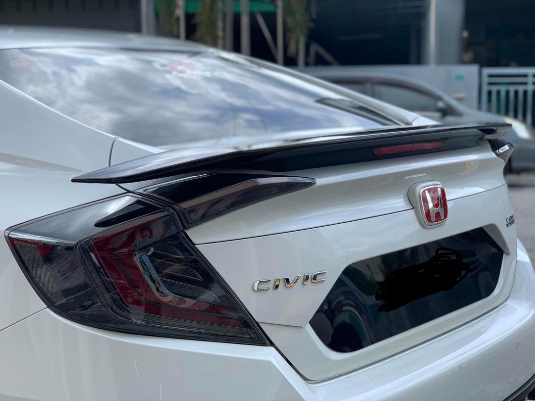Honda Civic FC RS Spoiler with led low cut, Auto Accessories on Carousell
