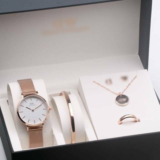JAM TANGAN WANITA DW RANTAI PASIR PETITE TALI STAINLESS PAKET 1 SET FREE BOX ORIGINAL PAPER BAG DIAMETER 3 CM JAM TANGAN FASHION CEWEK MURAH DW PREMIUM WD Barang Mewah