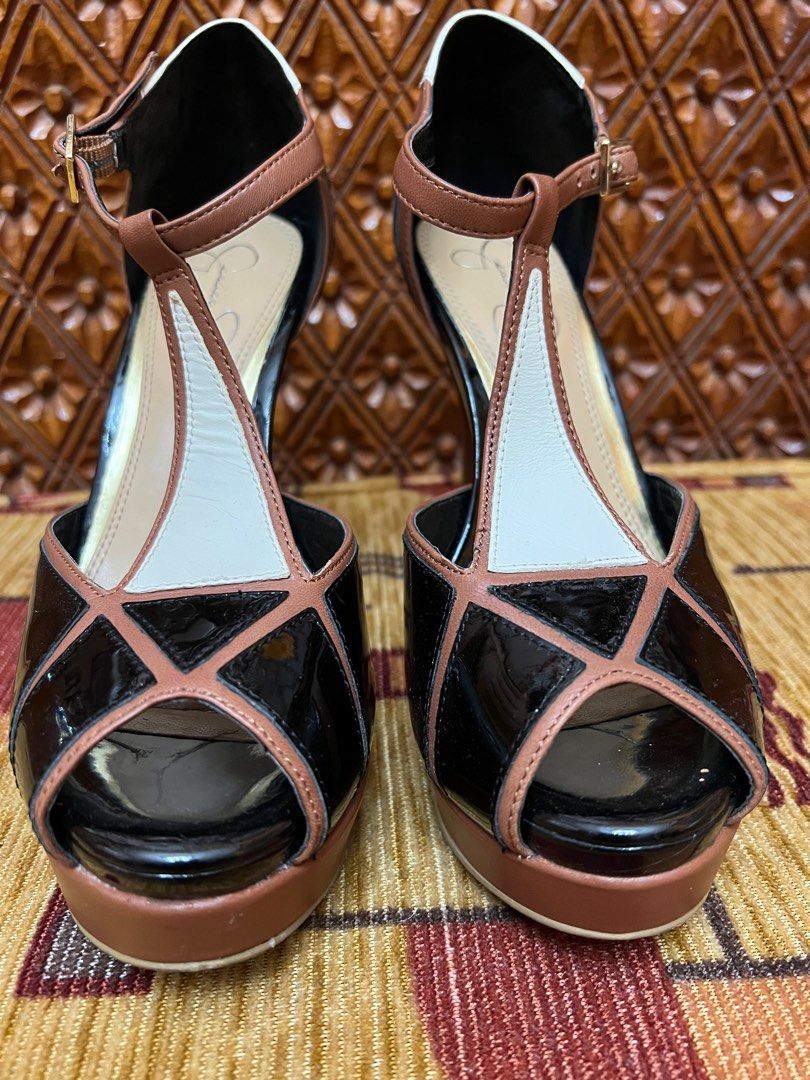 Jessica simpson cheap brown heels