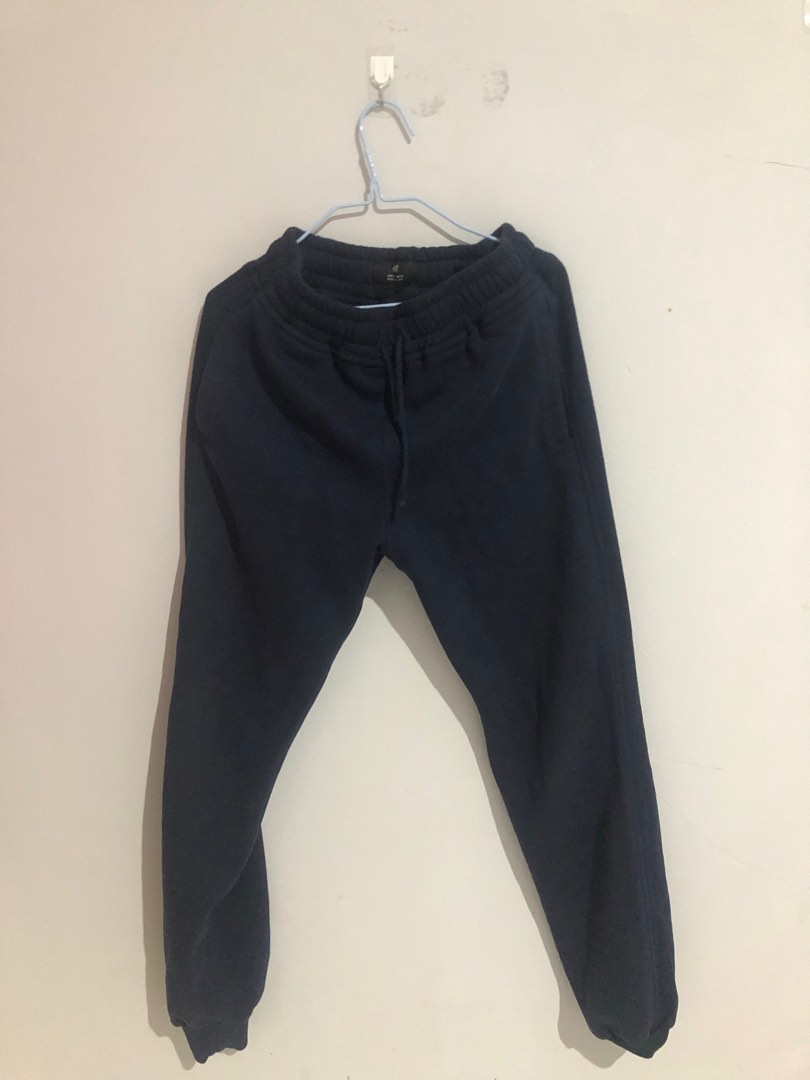 Jogger Hnm on Carousell